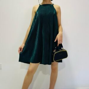 Vestido corto de tela seda plisado tipo Halter