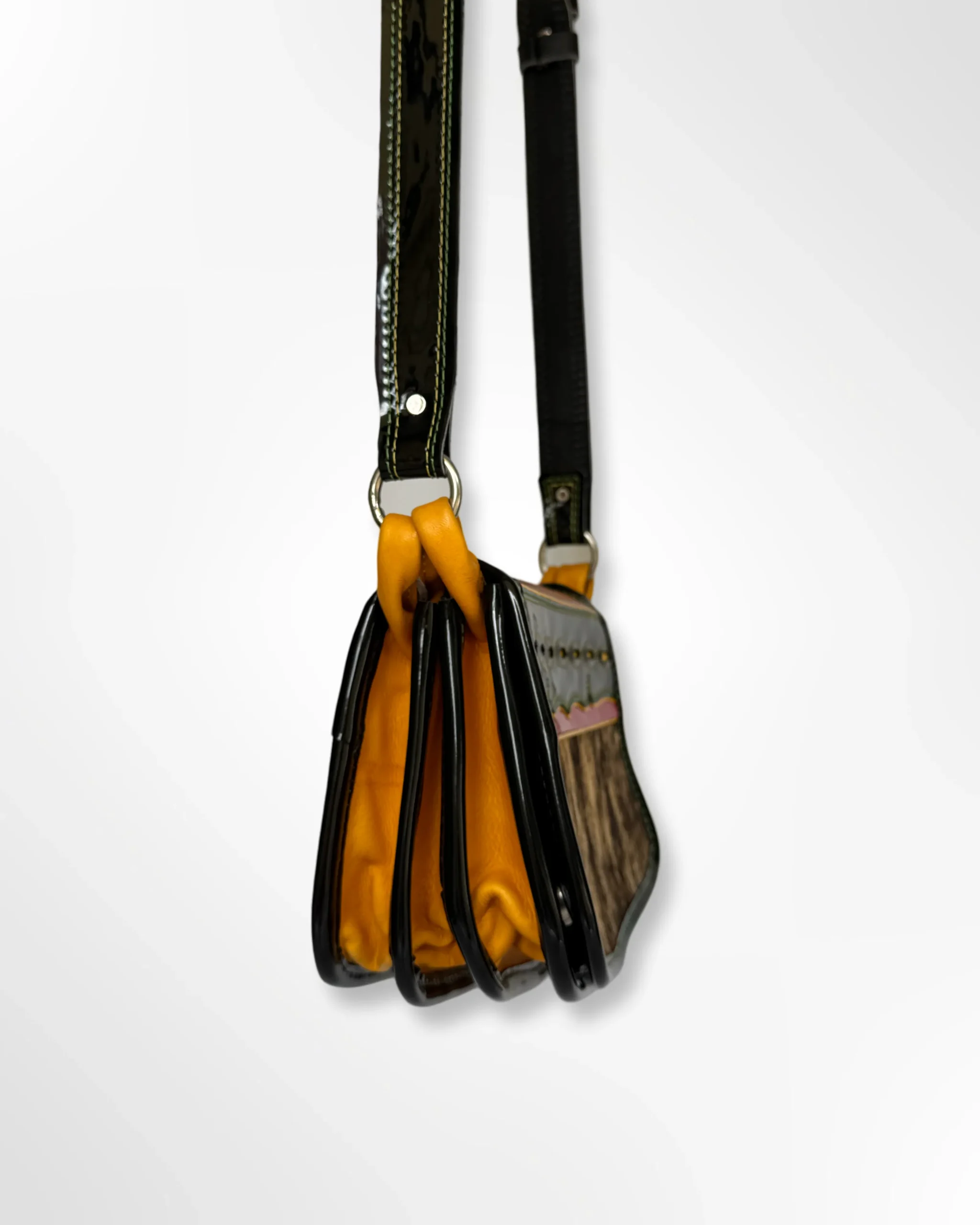 Carriel tradicional con tapa dama pequeño en cuero Nana - Imagen 2