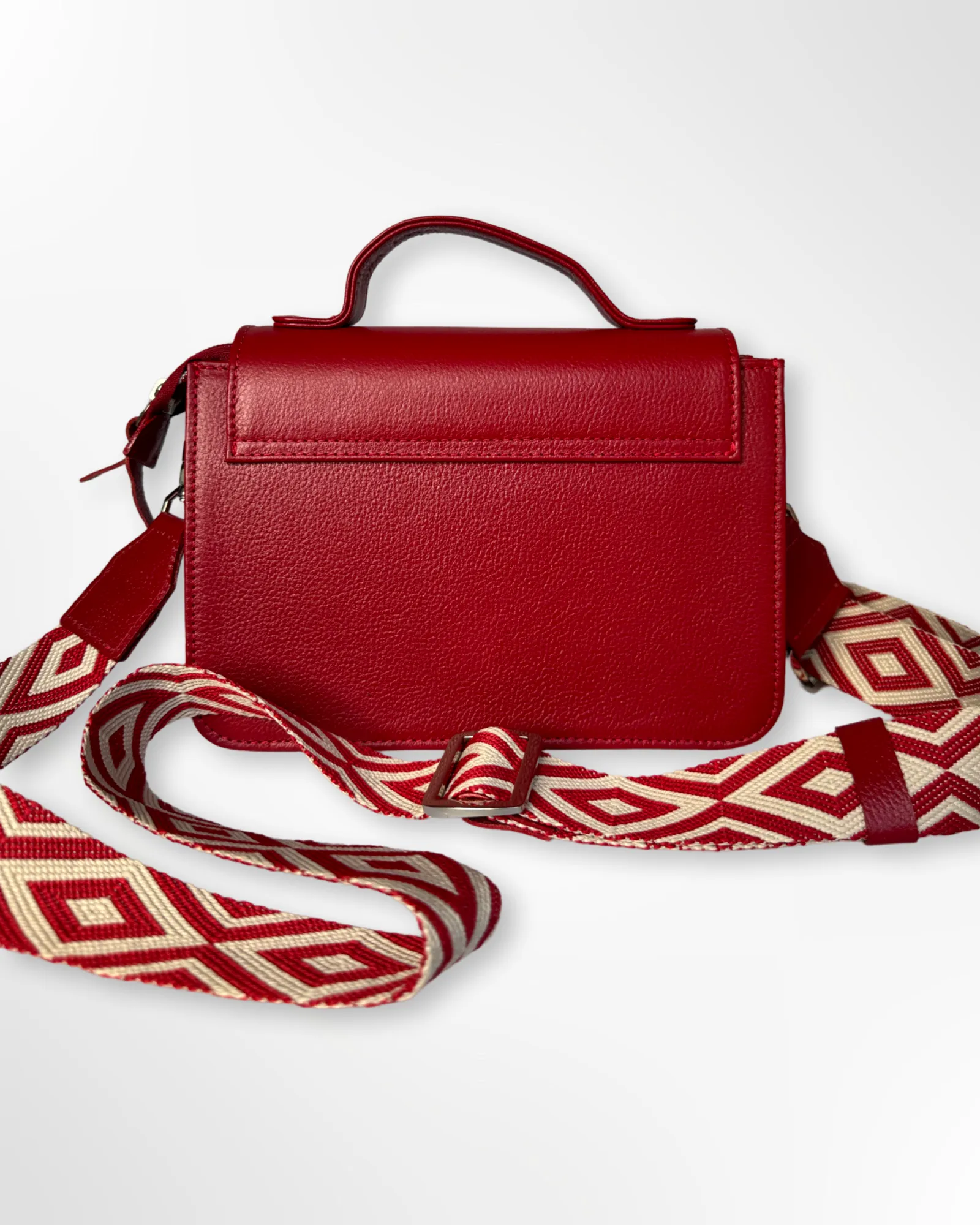 Cartera manos libres en cuero con cargadera tejida Bella rojo-blanco - Imagen 2