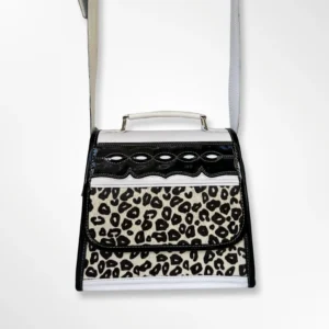 Cartera manos libres para dama en cuero animal print Tania blanco animal print 1