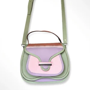 Cartera manos libres para dama tipo carriel en cuero Rendija pastel