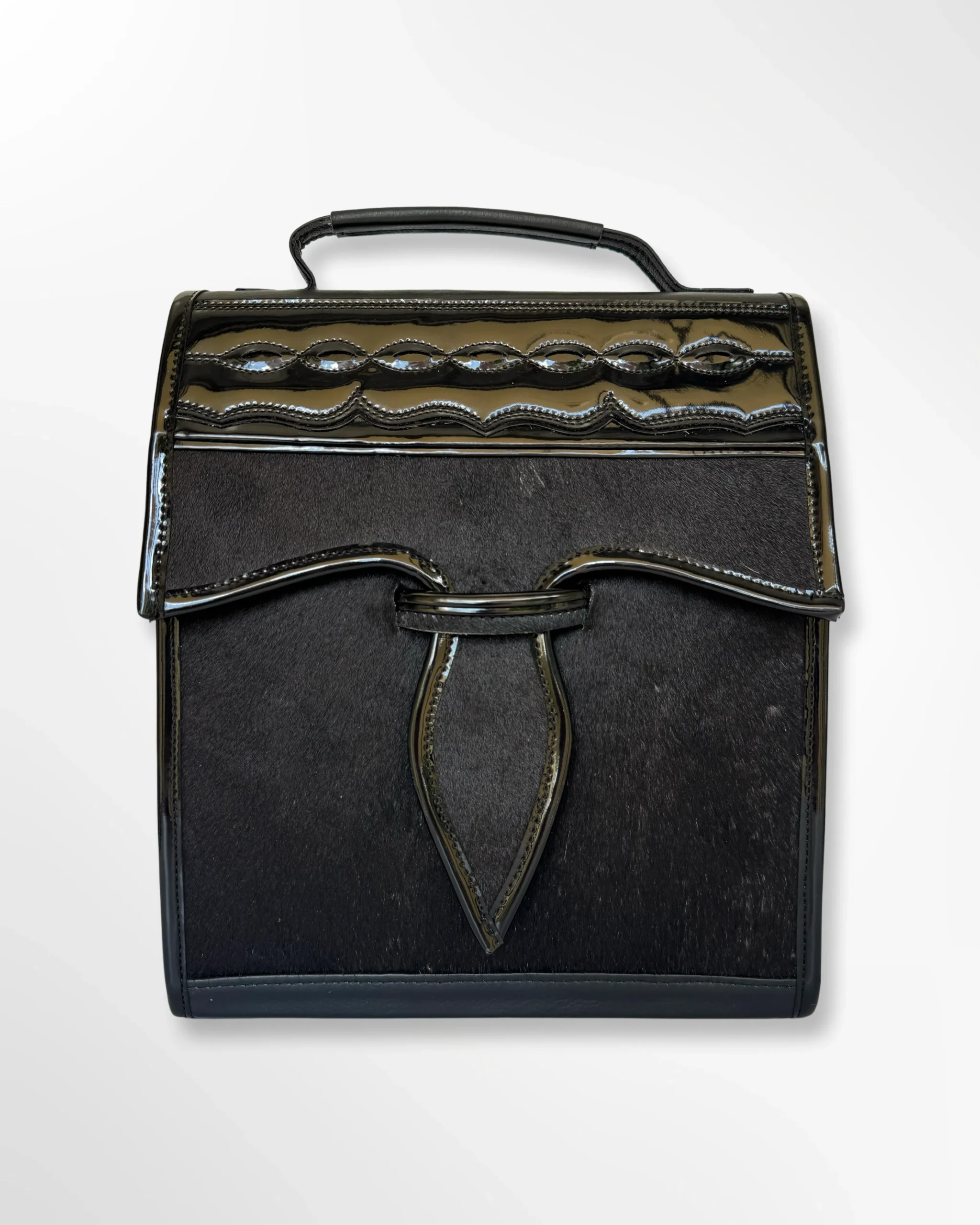 Morral tipo carriel tradicional negro prehormado en cuero Big Bag